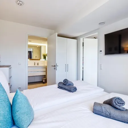 Prora - Strandglueck ビンツ